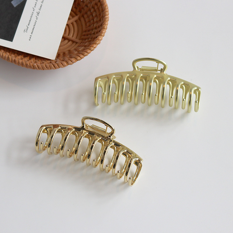 1pc French retro European and  - огляд і ціна Hair Clip Claw Large